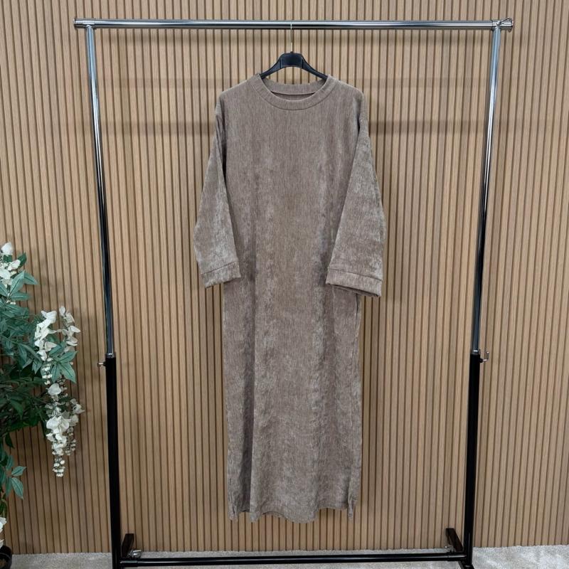 MV - Plain Velvet Feel Pocket Maxi Dress (8–16)