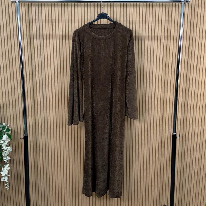 Round Neck Tie Waist Maxi Dress