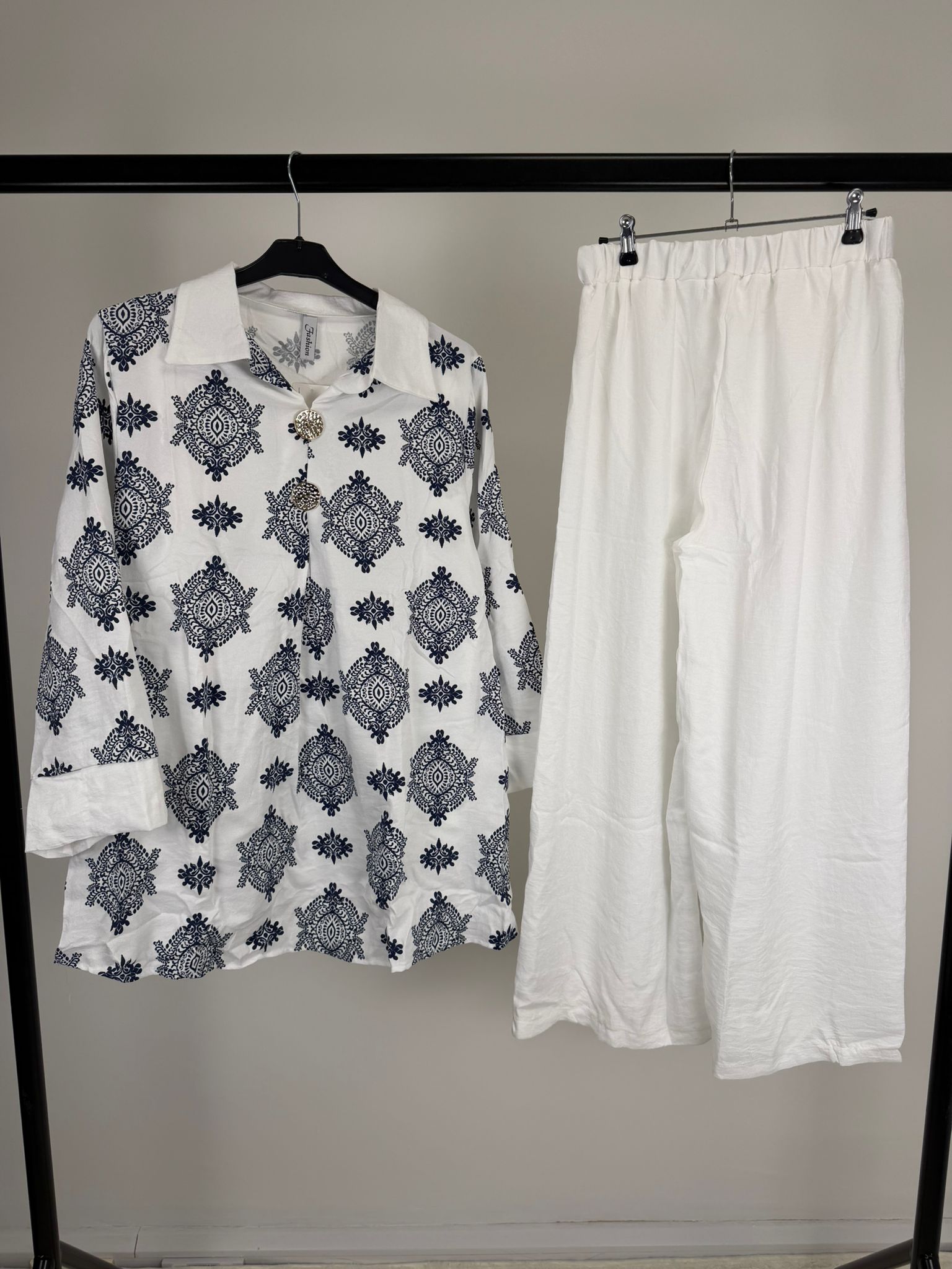 Gold Button Printed Set
