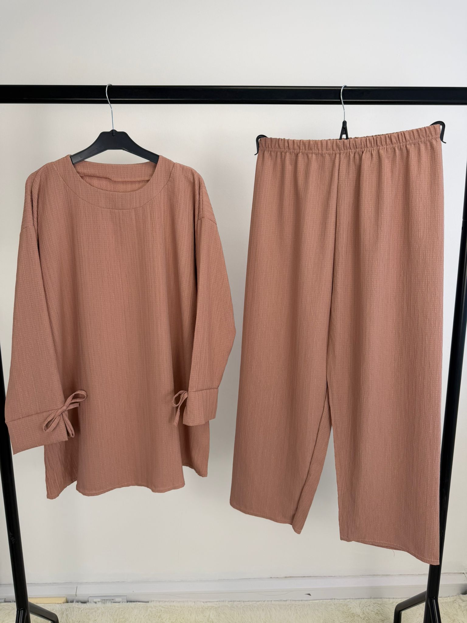 Textured Relaxed Co-Ord Set